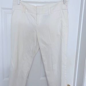 Pre owned white capris